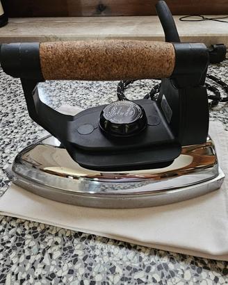 Ferro da stiro LELIT Made in Italy