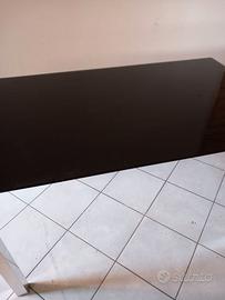 Tavolo moderno allungabile vetro nero
