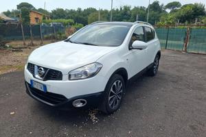 Nisan qashqai