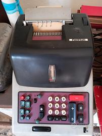 calcolatrice vintage grande con rullino 