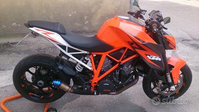 KTM 1290 Super Duke km17800