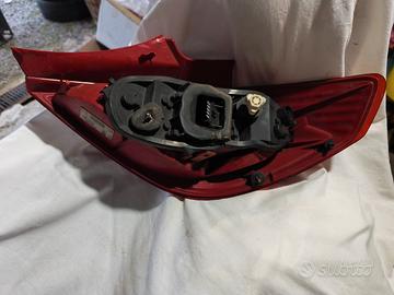 Fanali posteriori Opel Corsa 3 porte anno 2008