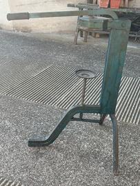 Macchina per imbottigliare il vino