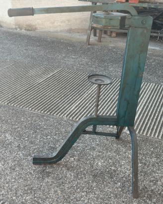 Macchina per imbottigliare il vino