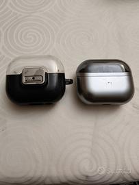 Samsung Galaxy Buds 3 Pro con clip case originale