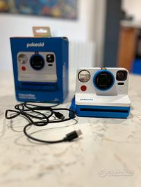 Polaroid Now Instant Camera Gen 2 - Bianca e Blu