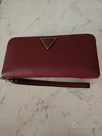 Portafoglio donna in pelle bordo GUESS 