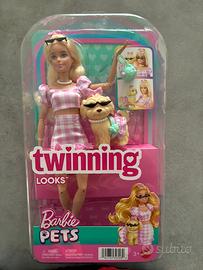 Barbie Twinning Looks Bambola con cagnolino