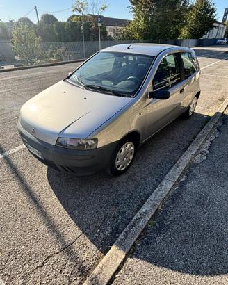 Fiat Punto 1.2 del 2000. Neopatentati. 135000 km
