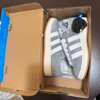 Adidas campus