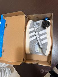 Adidas campus