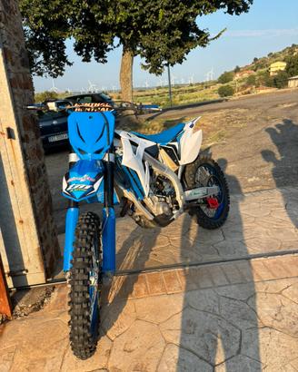 TM 250
