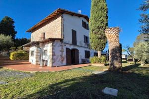 Villa di 230 m² con più di 5 locali a Rosignano Ma