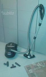 Aspirapolvere a carrello seminuovo