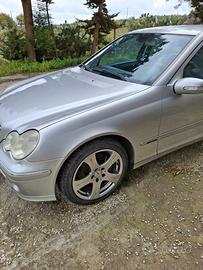 Mercedes c 270