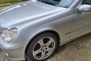 Mercedes c 270