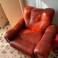 Coppia di poltrone in pelle