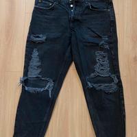 Jeans Neri Zara con strappi