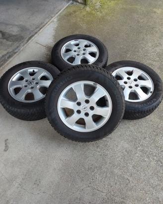 Gomme usate 500km 4 stagioni,cerchi originali Opel