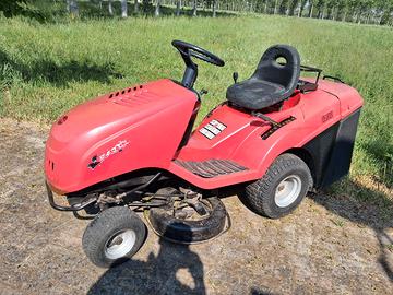 Trattorino Tagliaerba 