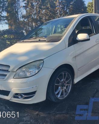 MERCEDES CLASSE B W245 B 200 CDI 140CV Ricambi-