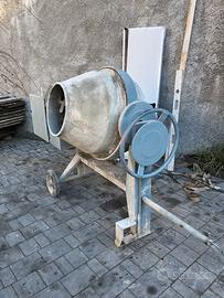 Betoniera - benna autocaricante - cls