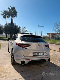 Alfa Romeo Stelvio 2.0 Q4 280cv Veloce TI