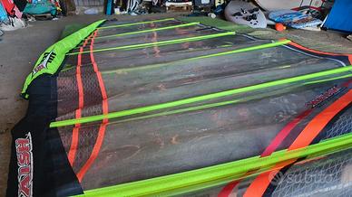 Windsurf Vela Naish 7.6