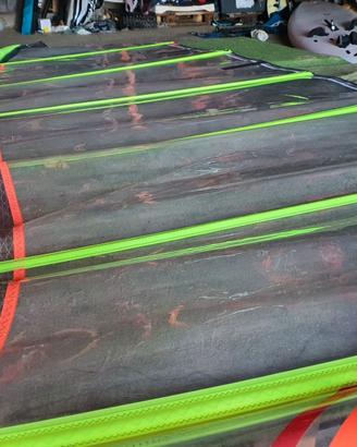 Windsurf Vela Naish 7.6