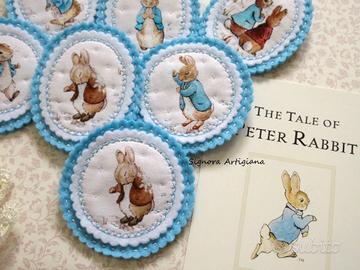Spilla Peter Rabbit. Fatto a mano. PREZZO per 1 PZ