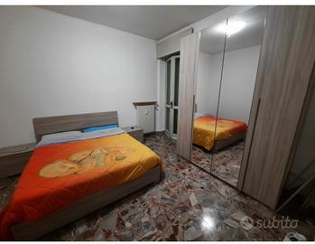 letto matrimoniale + armadio 