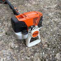 Sramatore potatore telescopico Stihl 133ht