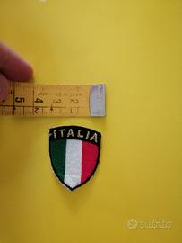 Zipper Minnie e 2 toppe bandiera Italia e Tweetty 