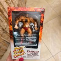 Collezione Street Fighter Online.