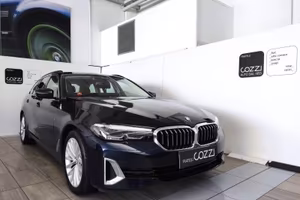 BMW Serie 5(G30/31/F90) - 520d 48V xDrive Touring