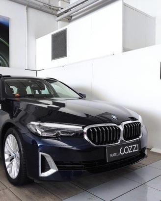 BMW Serie 5(G30/31/F90) - 520d 48V xDrive Touring
