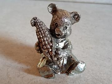 Statuetta orsetto vintage in argento laminato