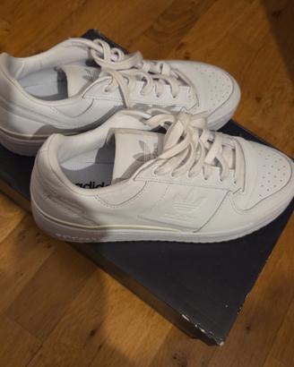  scarpe adidas