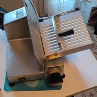 affettatrice acciaio 