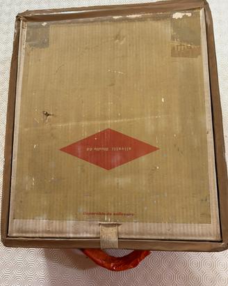Macchina da scrivere Olivetti Studio 44