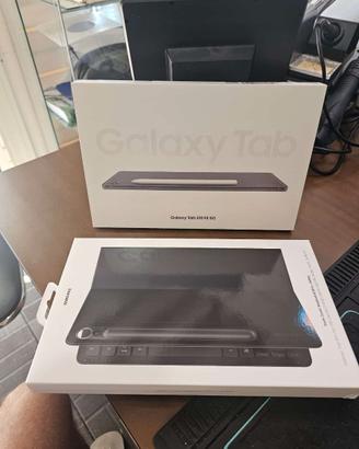Samsung Galaxy Tab S10 FE 5G + Keyboard