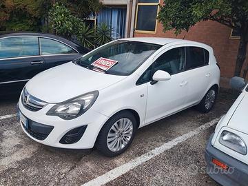 OPEL Corsa 5ª serie - 2015