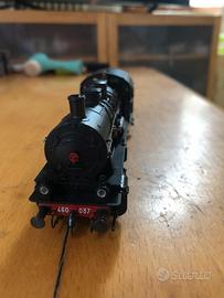 Locomotiva a vapore Trix serie 460