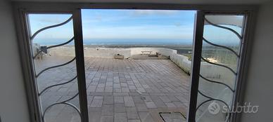 Locale per uso commerciale / bar / pub