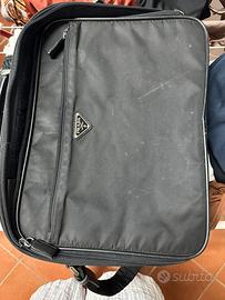 Borsa Ventiquattrore PRADA in Nylon Nero Vintage