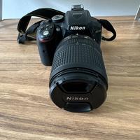 Reflex Nikon D5300 obiettivo 18-140 + borsa