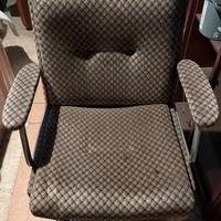 Poltrona con rotelle