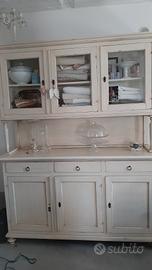 Vetrina  credenza a due corpi