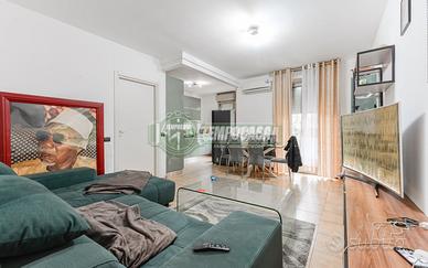 TRE LOCALI CON BOX E CANTINA