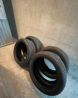 Gomme pirelli